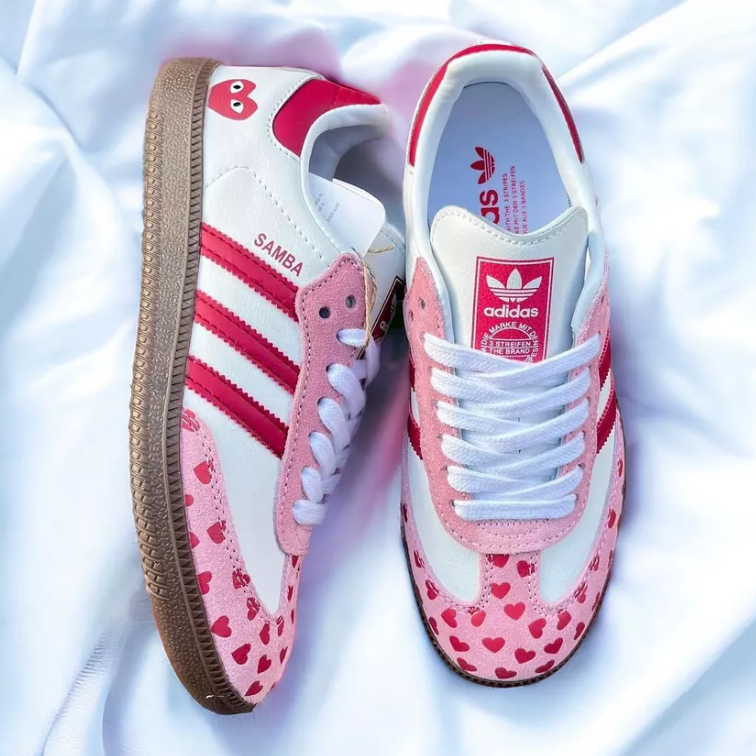 Adidas Samba CDG Heart Edition Sneakers — detail view — Leona BD